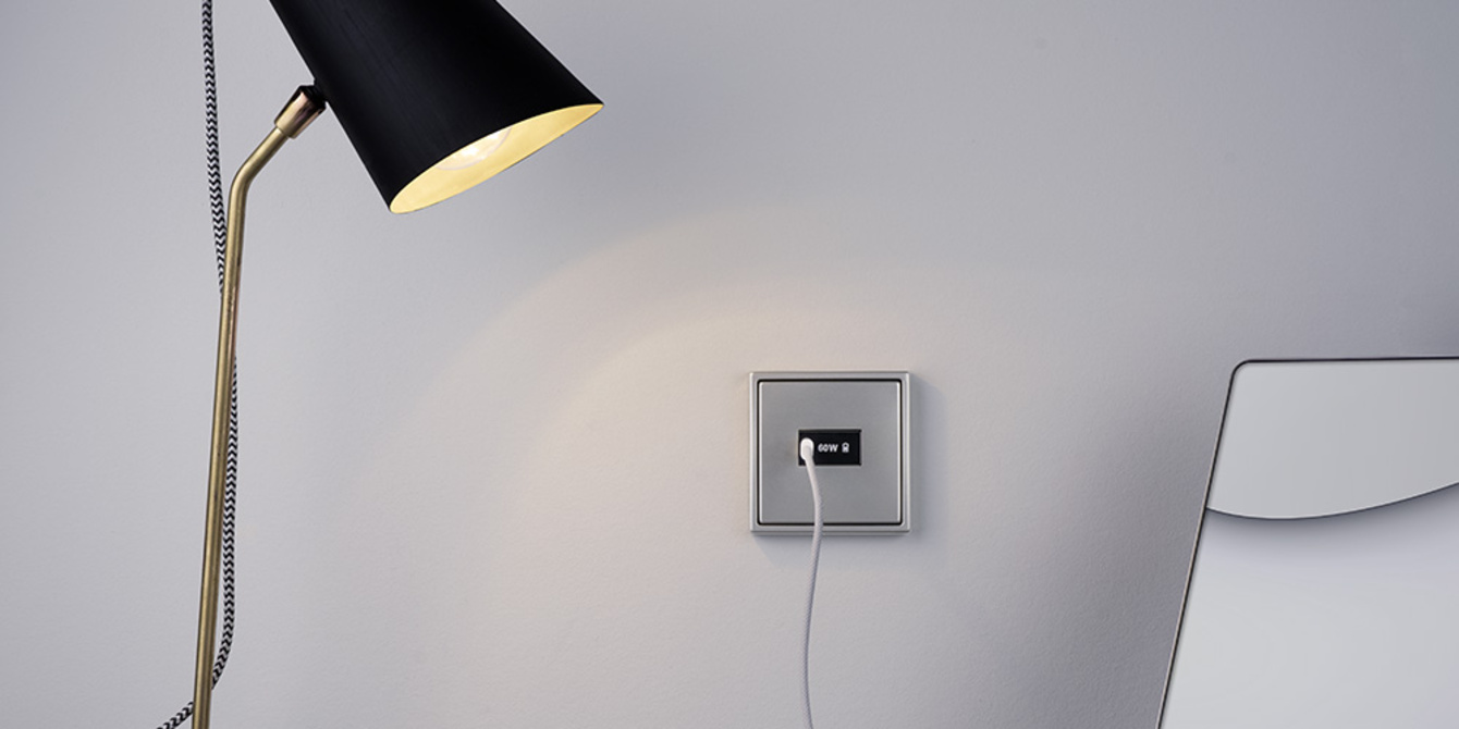 Ladegerät USB PD 60 bei Elektrotechnik Härning GmbH & Co. KG in Weiherhammer