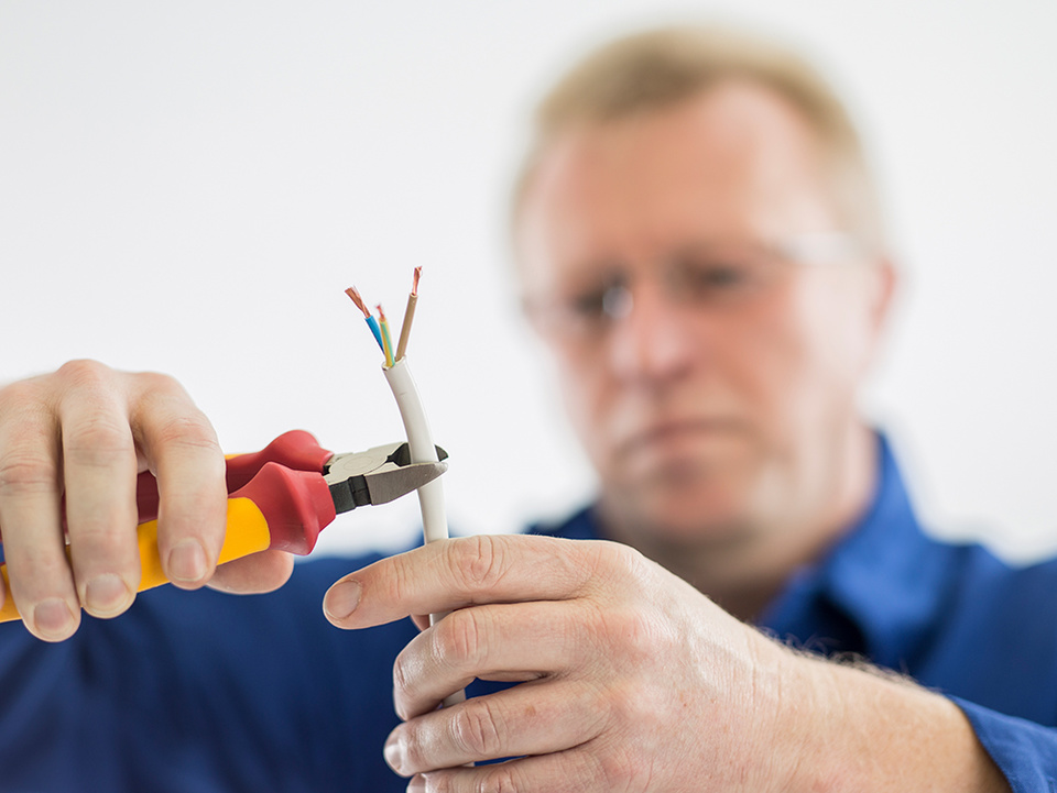 C F021729 bei Elektrotechnik Härning in Weiherhammer
