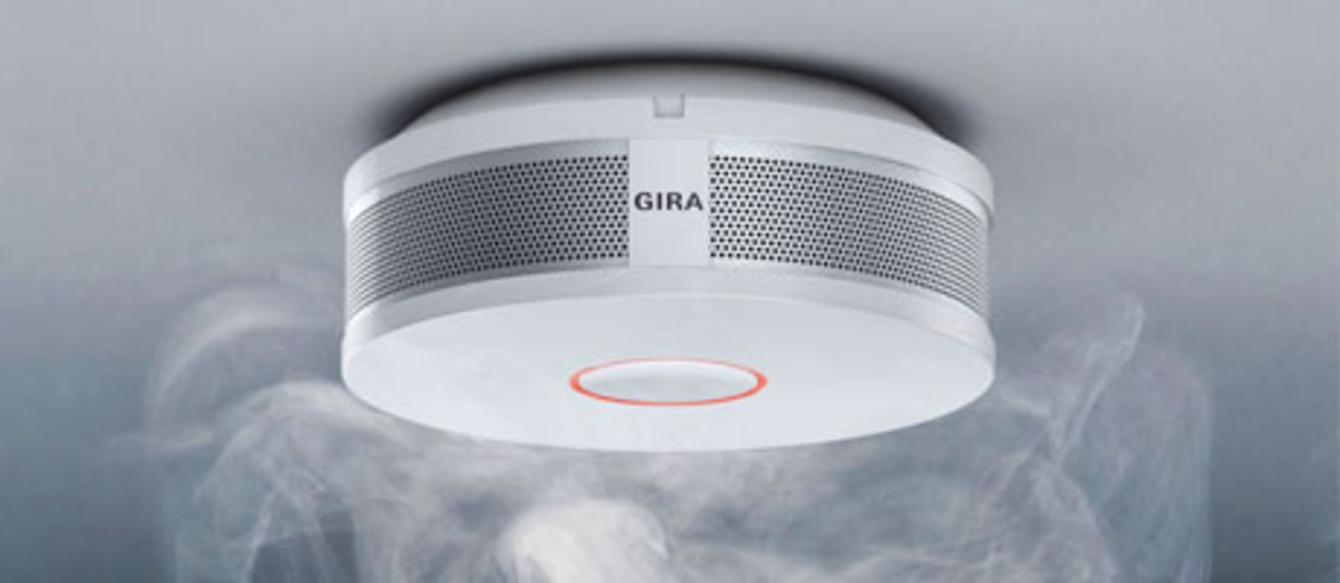 Gira Rauchwarnmelder bei Elektrotechnik Härning GmbH & Co. KG in Weiherhammer